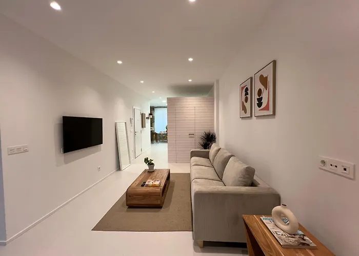 By Miramar Феррол